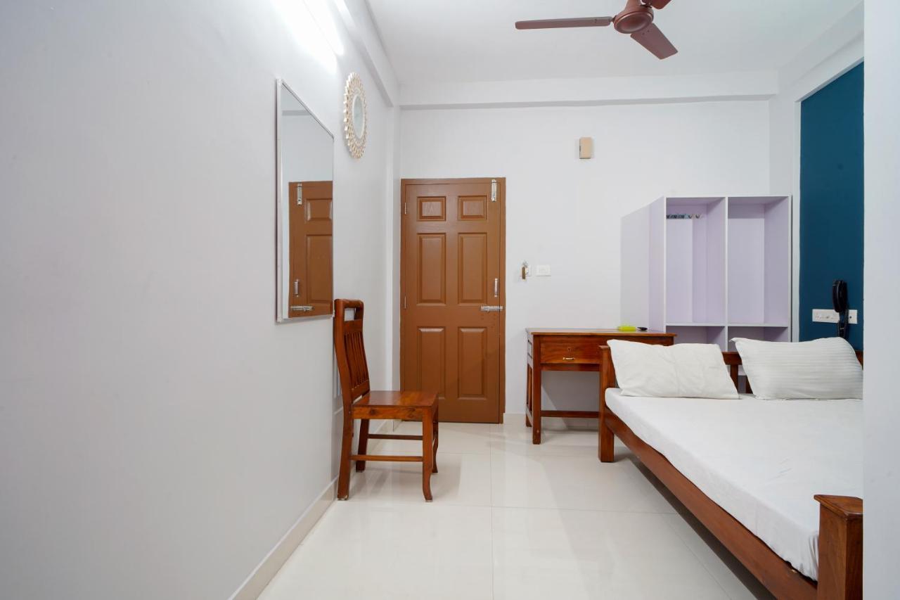Reach Residency Hotel Kochi ภายนอก รูปภาพ