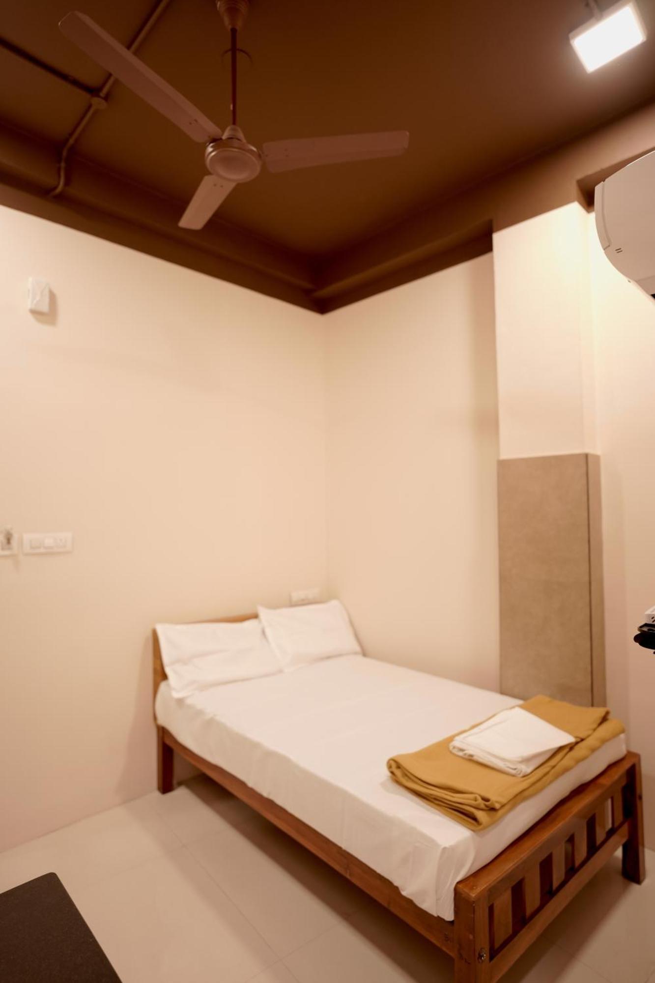 Reach Residency Hotel Kochi ภายนอก รูปภาพ