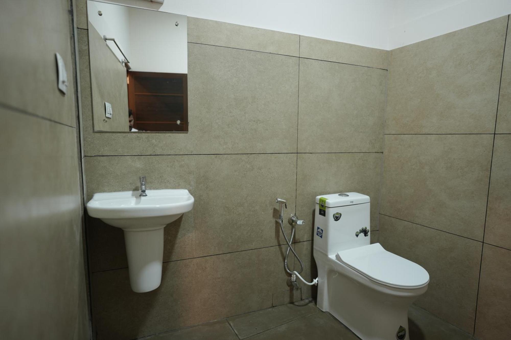 Reach Residency Hotel Kochi ภายนอก รูปภาพ