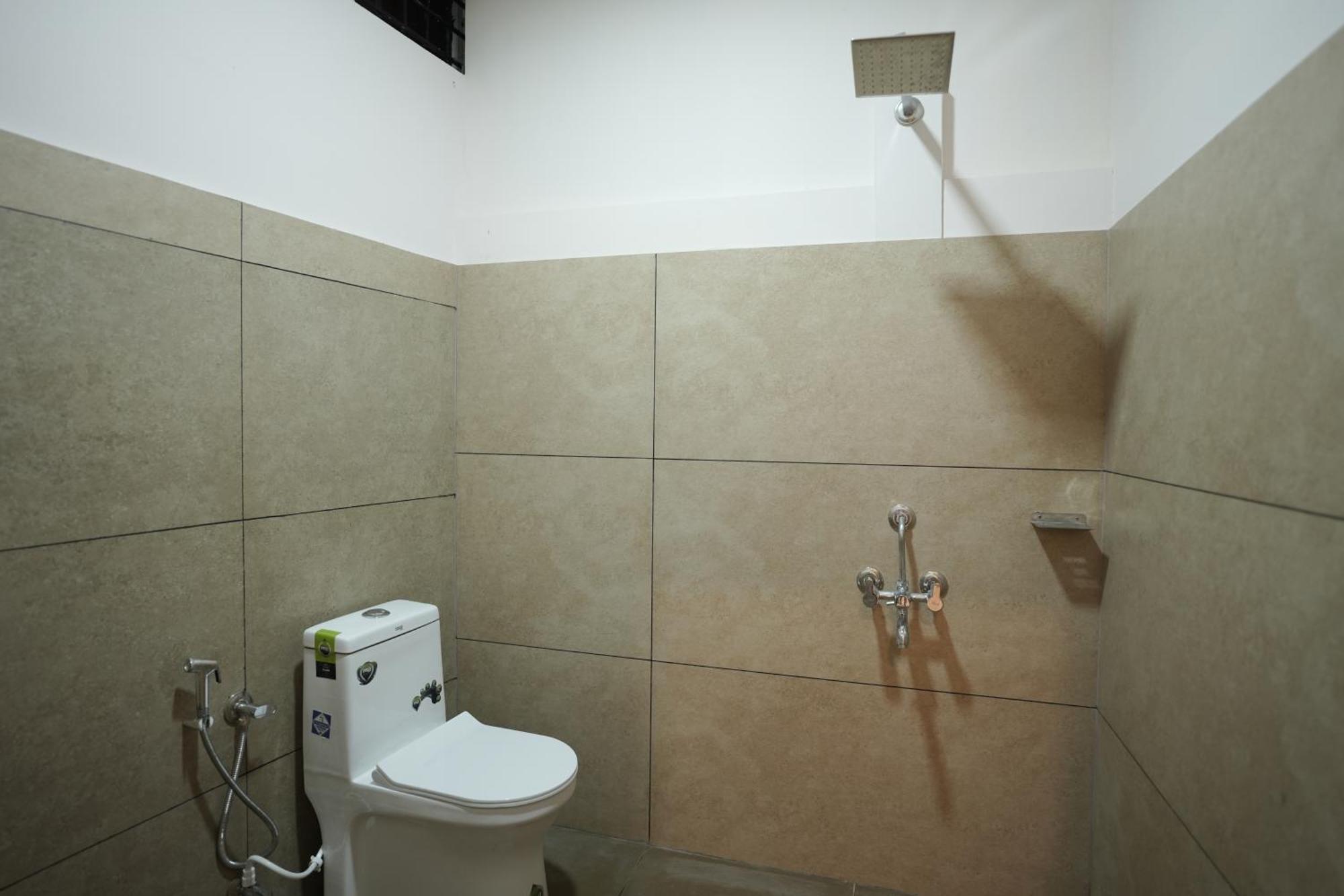 Reach Residency Hotel Kochi ภายนอก รูปภาพ